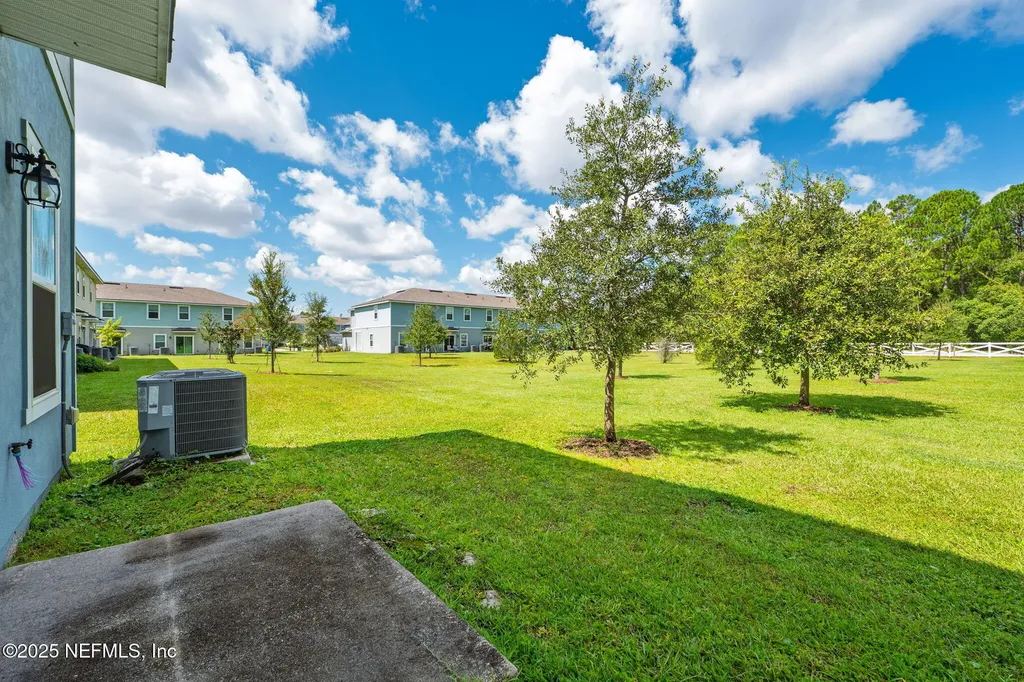 862 Capitol Parkway Jacksonville FL 32218