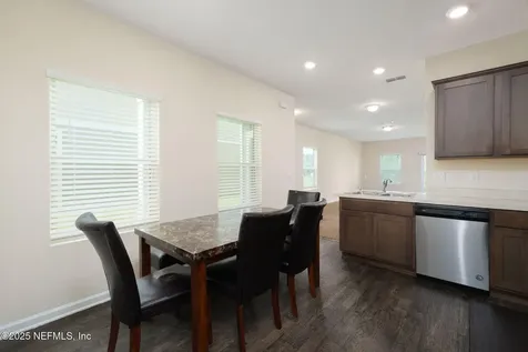 862 Capitol Parkway Jacksonville FL 32218