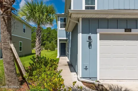 862 Capitol Parkway Jacksonville FL 32218