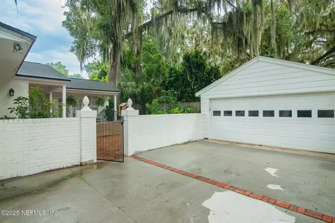 4323 Mcgirts Boulevard Jacksonville FL 32210
