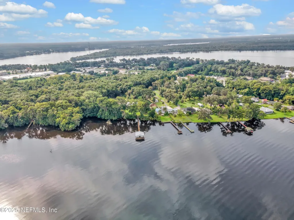 115 Sunset Point Road East Palatka FL 32131