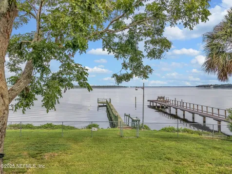 115 Sunset Point Road East Palatka FL 32131