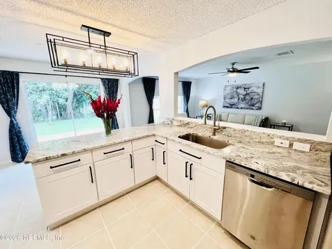 7353 Lawn Tennis Lane Jacksonville FL 32277
