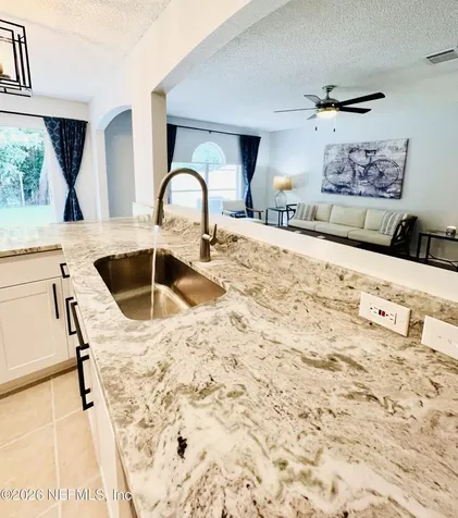 7353 Lawn Tennis Lane Jacksonville FL 32277