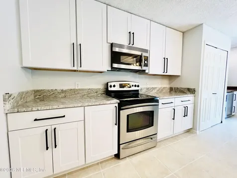 7353 Lawn Tennis Lane Jacksonville FL 32277