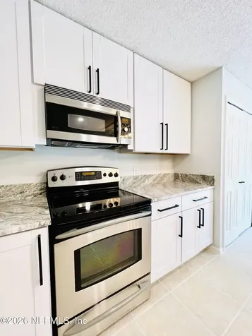 7353 Lawn Tennis Lane Jacksonville FL 32277
