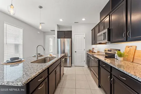 9927 Revolution Court Jacksonville FL 32256