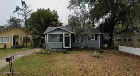 7173 Lucky Drive W Jacksonville FL 32208