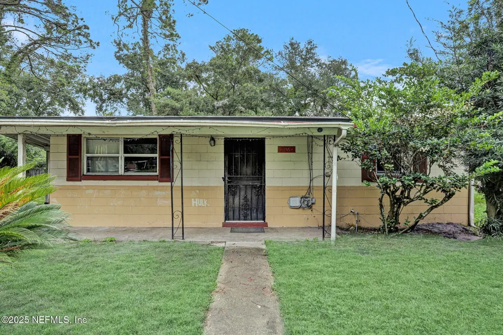 7063 Wonderland Court Jacksonville FL 32210
