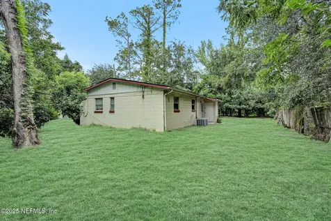 7063 Wonderland Court Jacksonville FL 32210