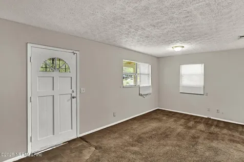7063 Wonderland Court Jacksonville FL 32210