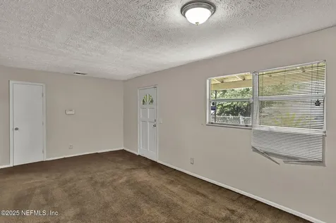 7063 Wonderland Court Jacksonville FL 32210