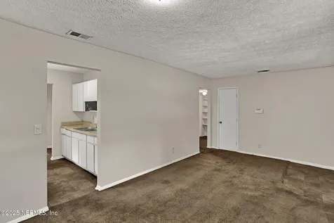 7063 Wonderland Court Jacksonville FL 32210