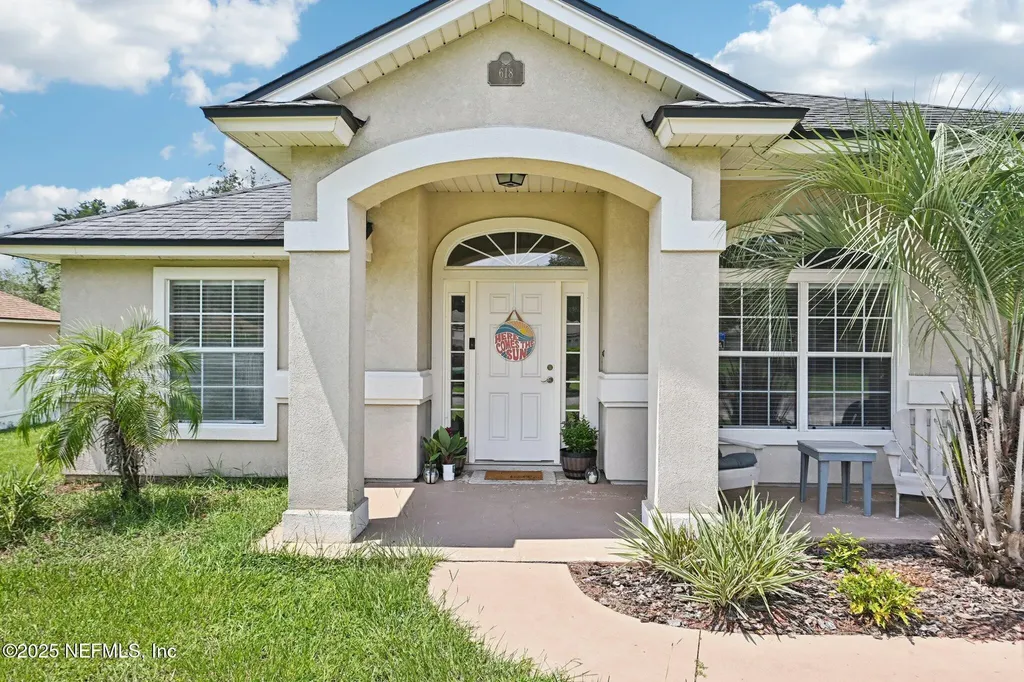 618 Lookout Lakes Drive Jacksonville FL 32220