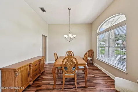 618 Lookout Lakes Drive Jacksonville FL 32220