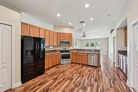 618 Lookout Lakes Drive Jacksonville FL 32220