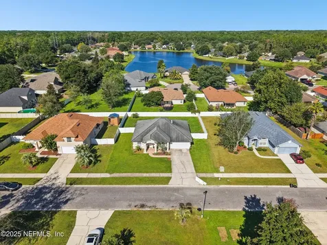 618 Lookout Lakes Drive Jacksonville FL 32220