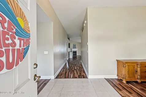 618 Lookout Lakes Drive Jacksonville FL 32220