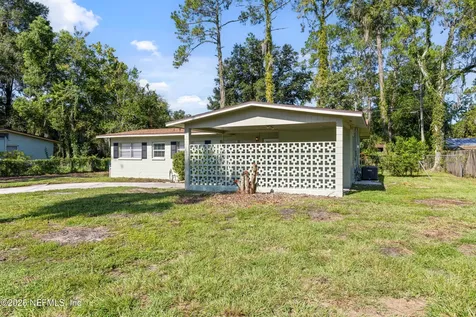 2208 NE 16th Terrace Gainesville FL 32609