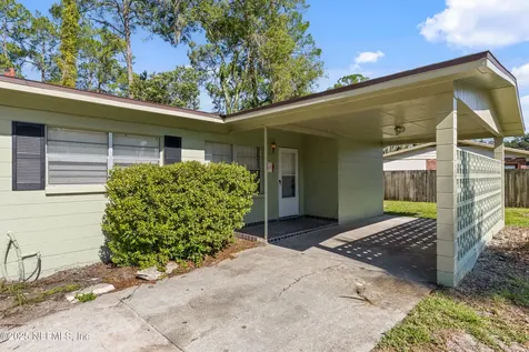 2208 NE 16th Terrace Gainesville FL 32609