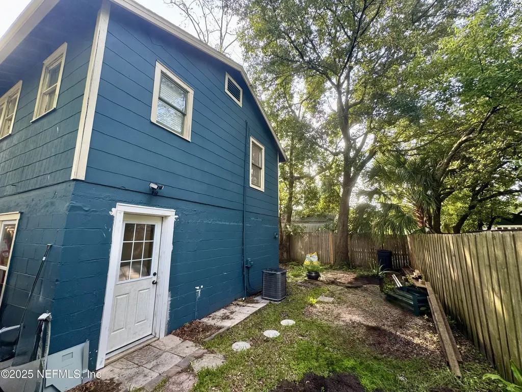 1208 James Street Jacksonville FL 32205
