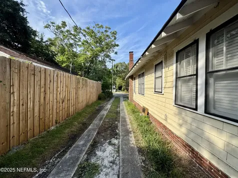 1211 Cherry Street Jacksonville FL 32205