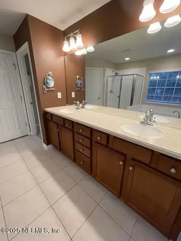 4206 Metron Drive Jacksonville FL 32216