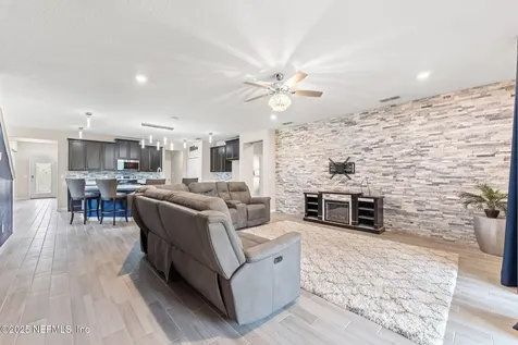 10166 Ramsey Falls Drive Jacksonville FL 32222