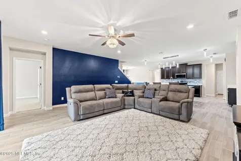 10166 Ramsey Falls Drive Jacksonville FL 32222