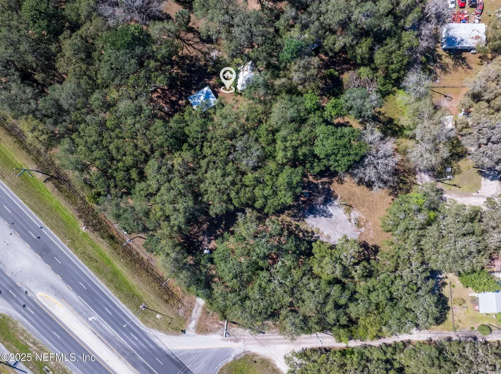 755 S Highway 17 San Mateo FL 32187