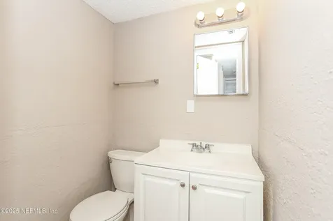 7029 King Arthur Road N Jacksonville FL 32211
