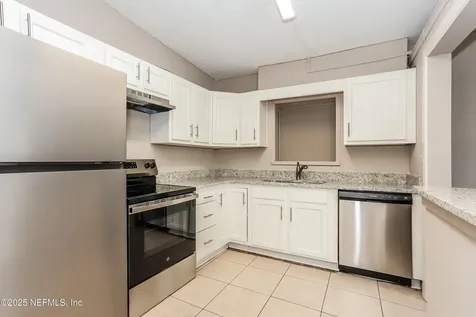 7029 King Arthur Road N Jacksonville FL 32211