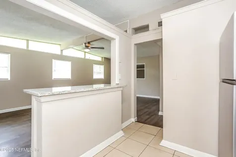 7029 King Arthur Road N Jacksonville FL 32211