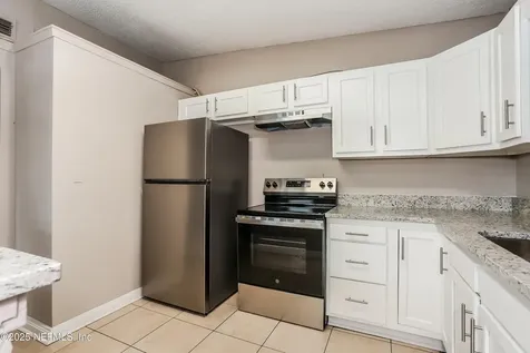 7029 King Arthur Road N Jacksonville FL 32211