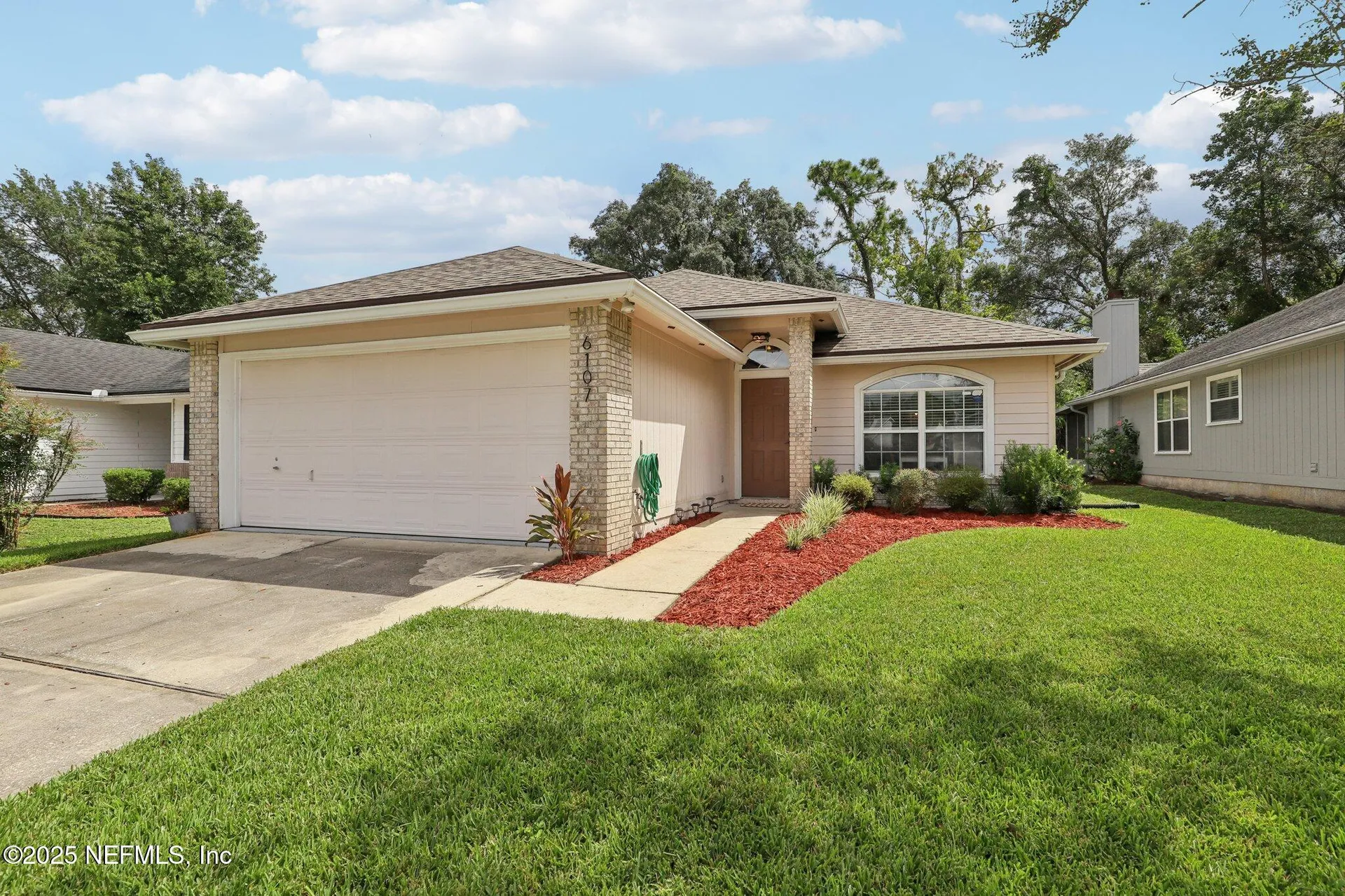 Jacksonville FL, 6107 Alpenrose Avenue