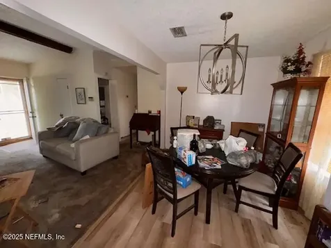 8229 Kesey Court Jacksonville FL 32244