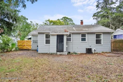 8126 Paul Jones Drive Jacksonville FL 32208