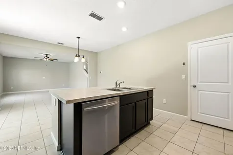 10863 Peacock Landing Court Jacksonville FL 32218