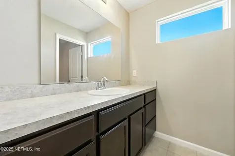 10863 Peacock Landing Court Jacksonville FL 32218