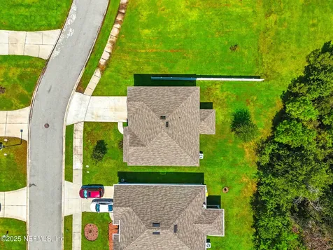 10863 Peacock Landing Court Jacksonville FL 32218