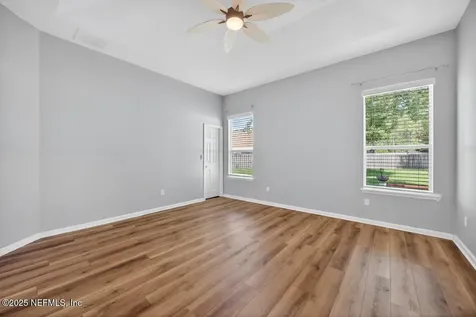 9281 Sharnbrook Lane Jacksonville FL 32244