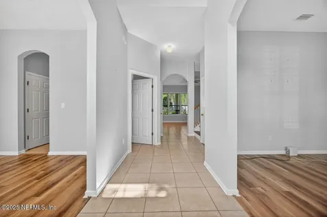 9281 Sharnbrook Lane Jacksonville FL 32244