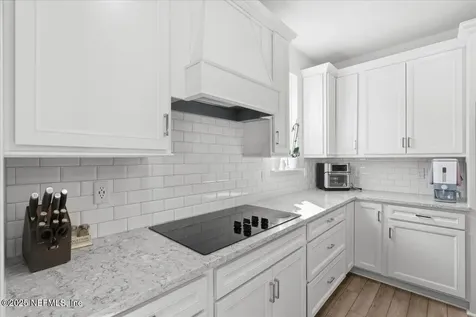 313 Cody Crest Court Jacksonville FL 32226