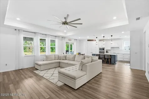 313 Cody Crest Court Jacksonville FL 32226