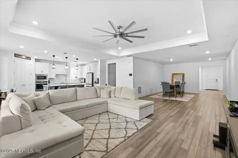 313 Cody Crest Court Jacksonville FL 32226