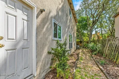 1741 Seminole Road Atlantic Beach FL 32233
