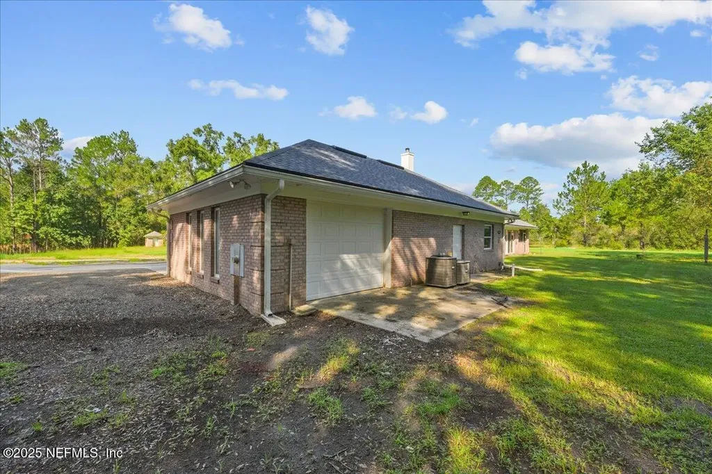 36821 Dyal Road Callahan FL 32011