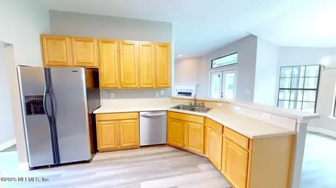 2135 Walnut Creek Court N Jacksonville FL 32246