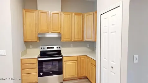 2135 Walnut Creek Court N Jacksonville FL 32246