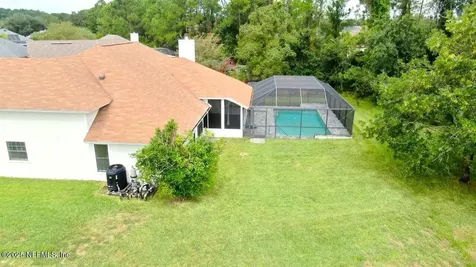 2135 Walnut Creek Court N Jacksonville FL 32246